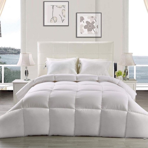 Soft down alternative comforter white